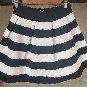 Black & White, A-line Mini Skirt By Express